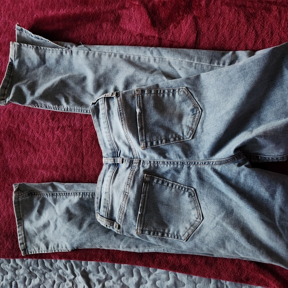 Juniors vanilla star flare jean - Picture 6 of 7